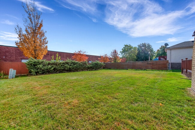 Building Photo - 197 Kings Way