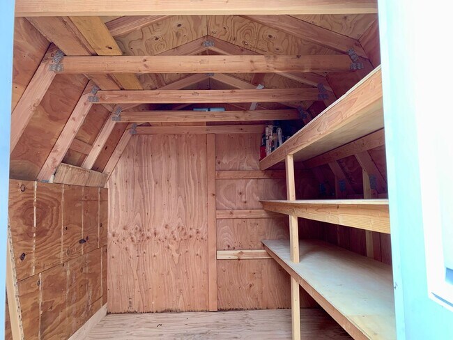 Building Photo - 310/312-Duplex