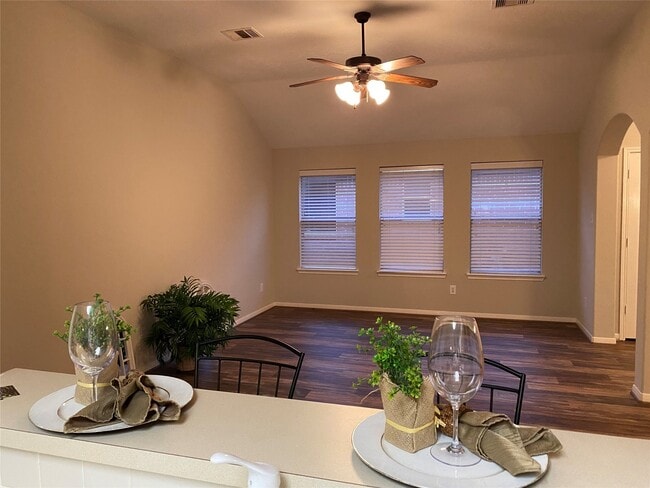 Building Photo - 4622 Bridgestone Path Dr