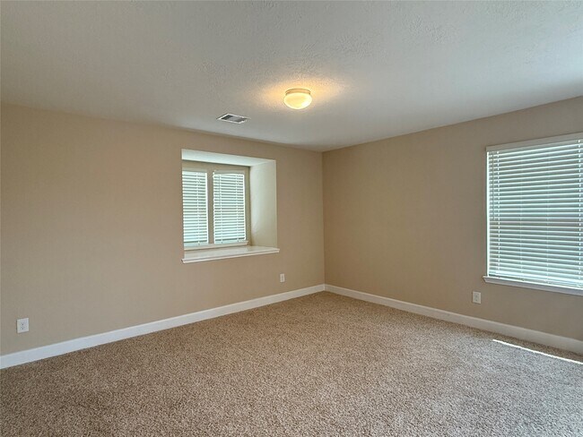 Building Photo - 4911 Lattimore Creek Dr