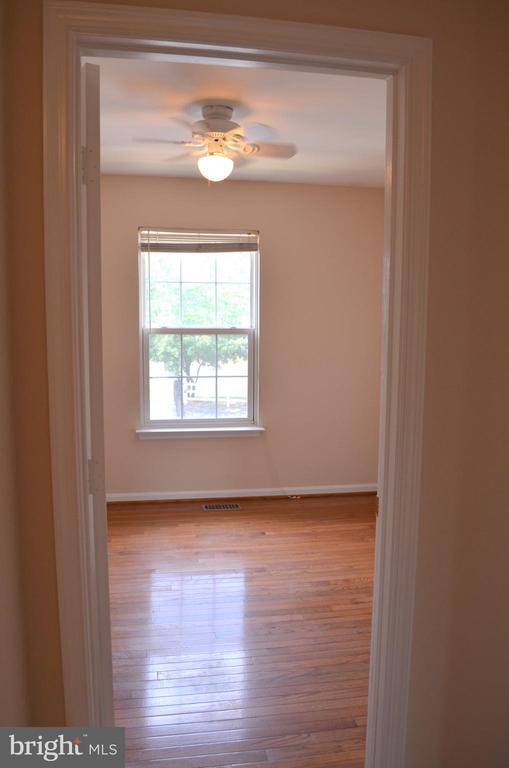 Building Photo - 43090 Sherbrooke Terrace