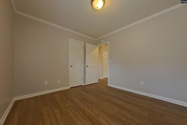 Building Photo - 180 Riglaw Cir