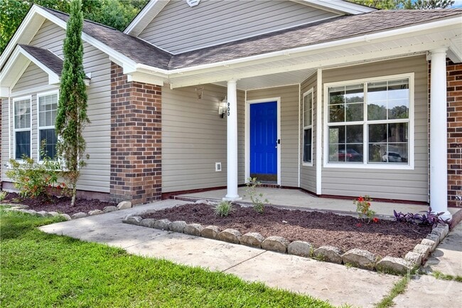 Building Photo - 900 Osprey Dr