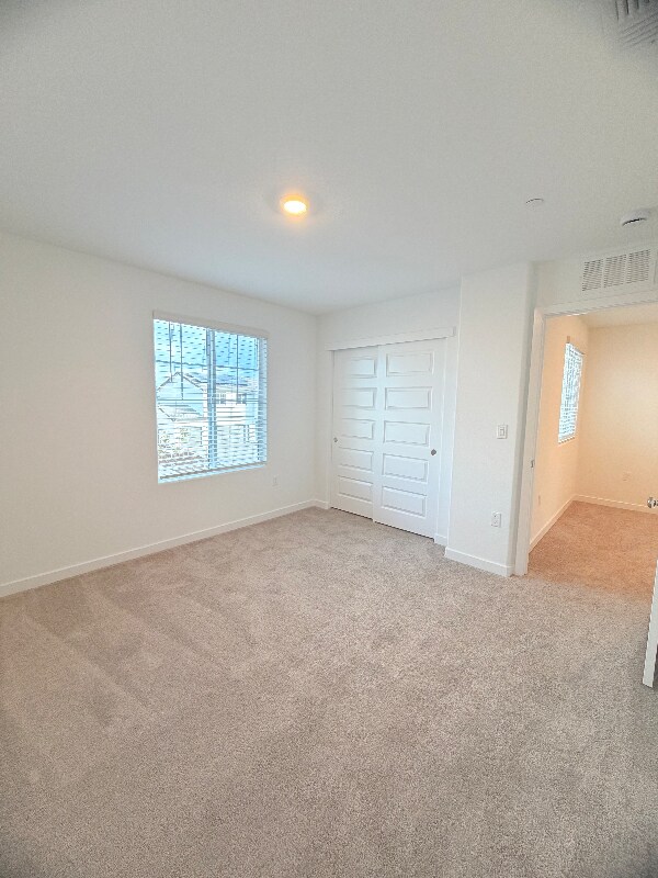 Building Photo - 1486 Sea Holly St