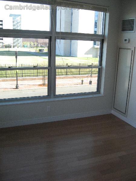 Building Photo - 599 Albany St