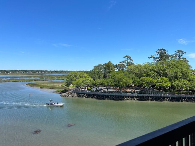 Building Photo - Stunning Broad Creek Views - Captains Quar...