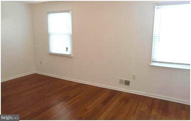 Building Photo - 10193 Farragut Ct