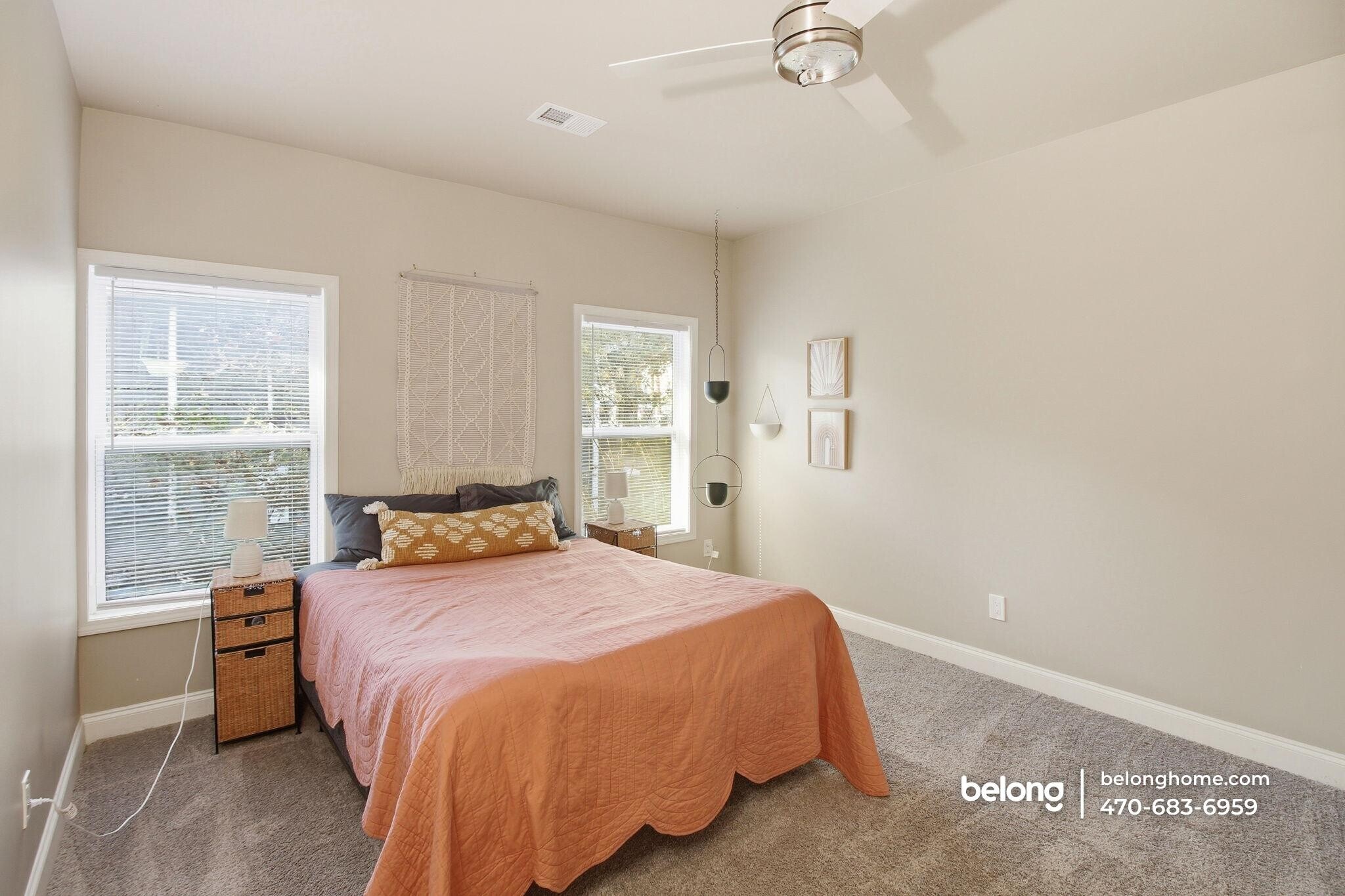 Building Photo - 1488 Beecher St SW