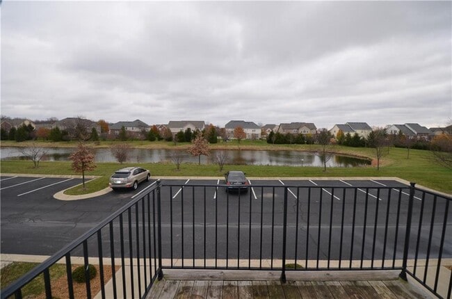 Building Photo - 13334 E Golden Gate Dr