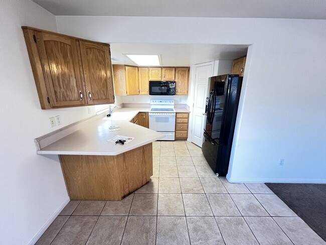 Building Photo - 1023 W 1360 S