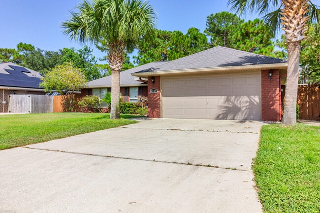Building Photo - 1952 Bay Pine Cir