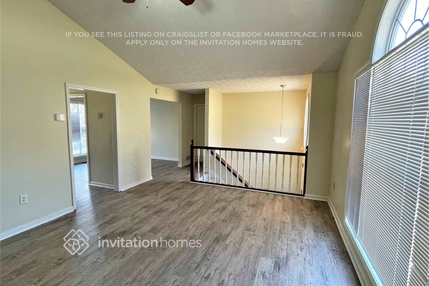 Building Photo - 3517 Willow Tree Cir