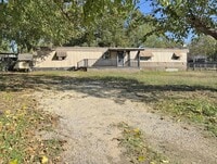Building Photo - 6227 Forest Acre Cir N