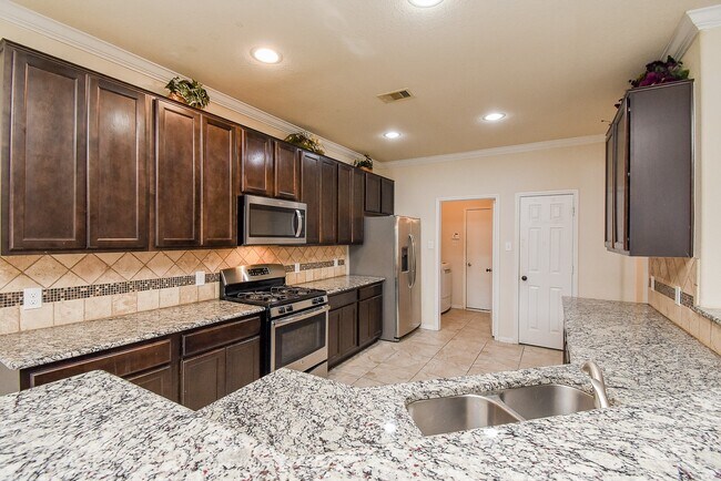 Building Photo - 20810 Fair Walnut Way