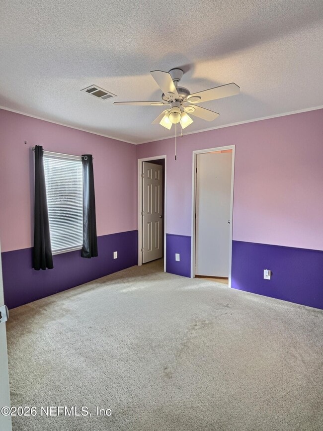 Building Photo - 467 Olive Cir