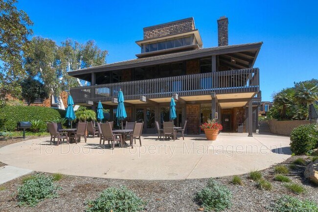 Building Photo - 2239 Del Mar Scenic Pkwy