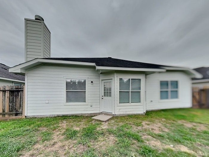 Building Photo - 19710 River Pointe Ln