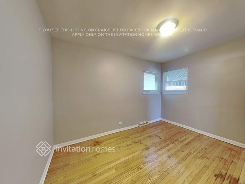 Building Photo - 3800 Euclid Ave