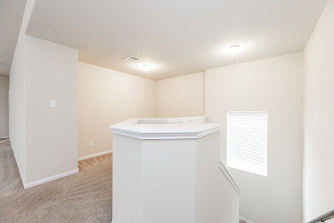 Building Photo - 24922 Scarlatti Cantata Dr