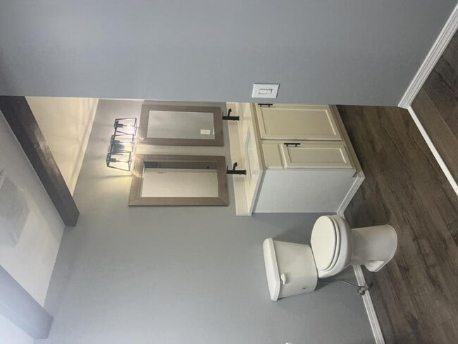 Building Photo - 2909 S 101st E Ave