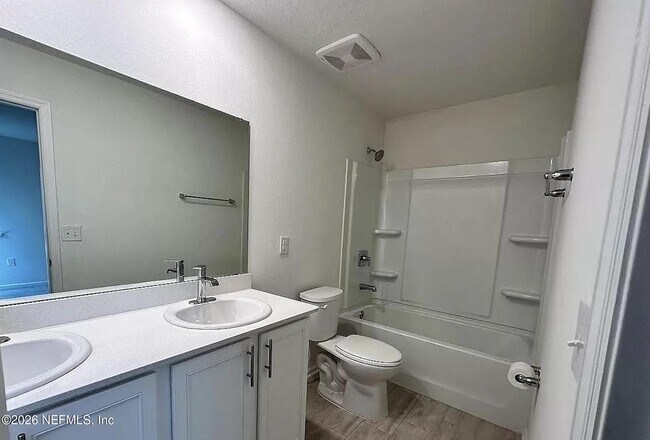 Building Photo - 43 Great Star Ct