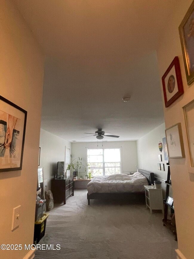 Building Photo - 112 Central Ave