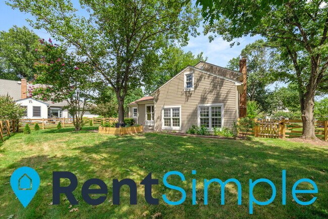 Building Photo - 13611 White Barn Ln