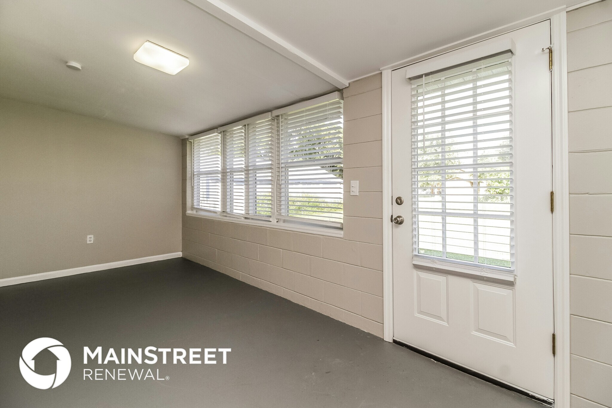 Building Photo - 613 Minnesota Ave