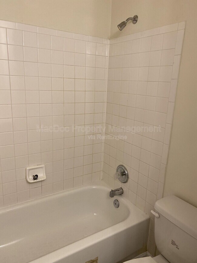 Building Photo - 2909 Broyhill Ct