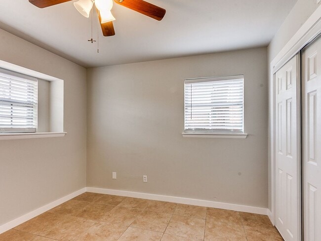 Building Photo - Spacious 4 bedroom in Edmond!