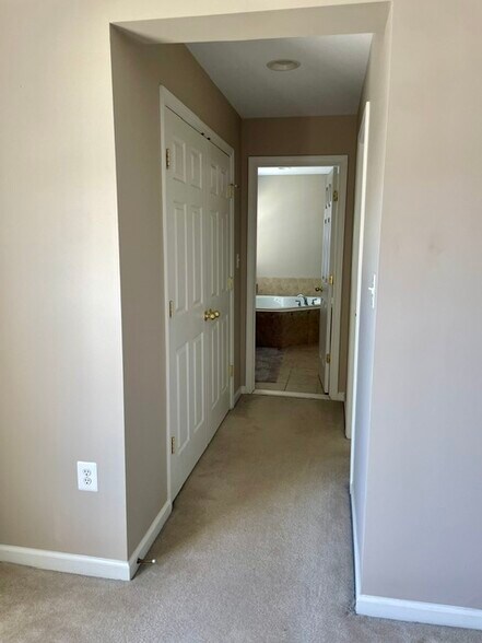 Building Photo - 1727 Idlewild Blvd