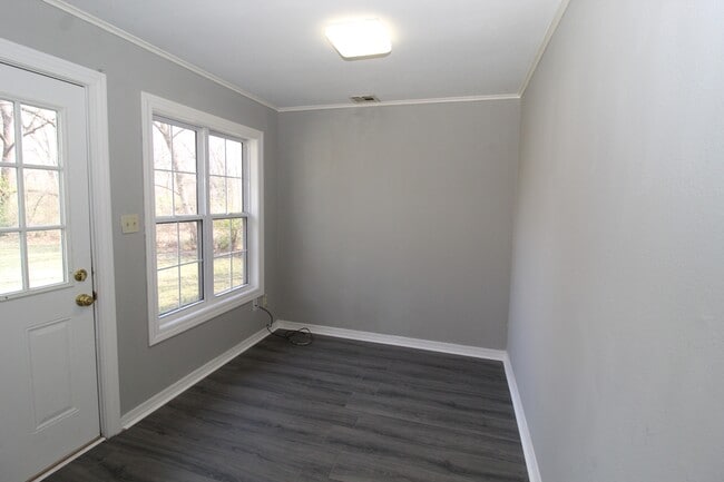 Building Photo - 2418 W Wedington Dr