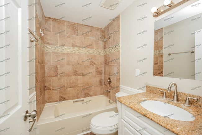 Building Photo - 2822 9th St