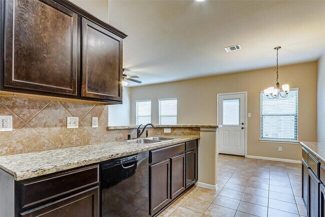 Building Photo - 6039 Shelbourne Park Ln