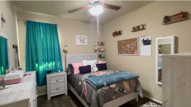 Building Photo - 12643 Jamestown Crossing Ln