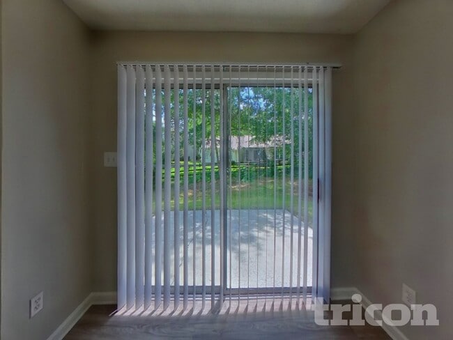 Building Photo - 1607 Bear Brook Dr