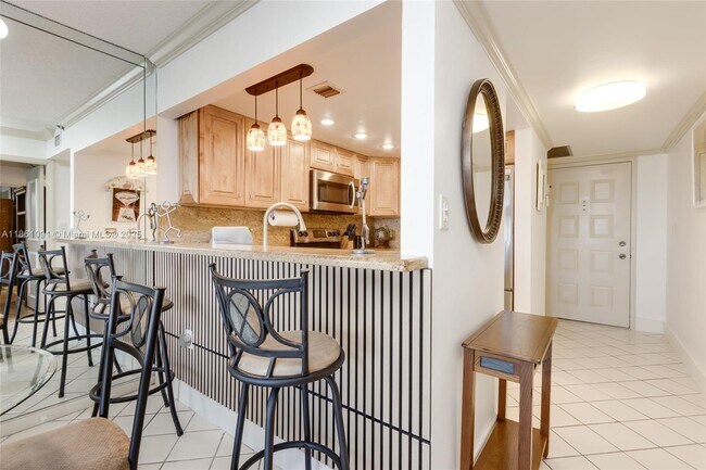 Building Photo - 1201 S Ocean Dr