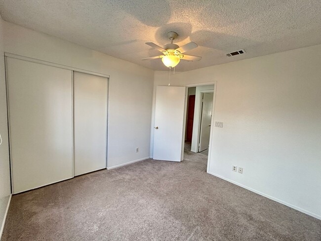 Building Photo - No HOA! 4 Bedroom 2.5 Bath with Pool!