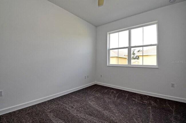 Building Photo - 1520 Lake George Dr