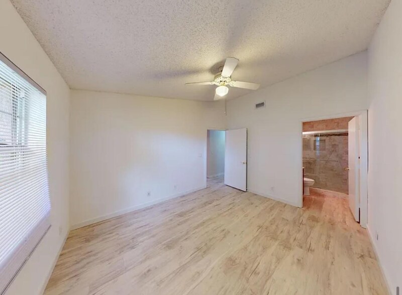 Building Photo - 86 Pheasant Run Blvd