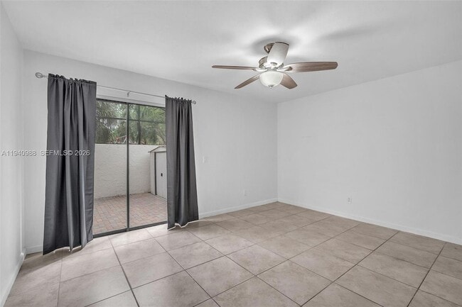 Building Photo - 11125 SW 134th Ct