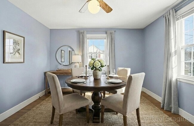 Building Photo - 12 Cardinal Rd