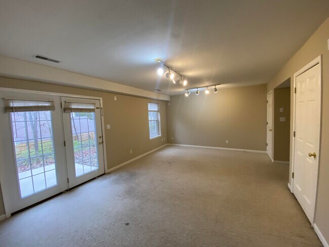 Building Photo - 5389 E Trikalla Dr