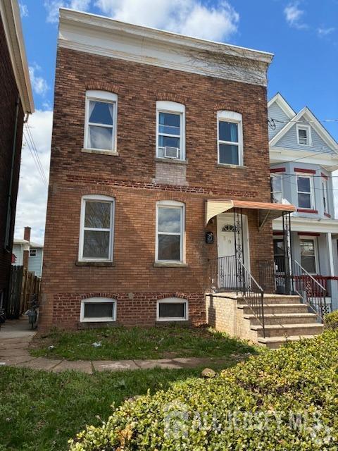 Building Photo - 599 Amboy Ave
