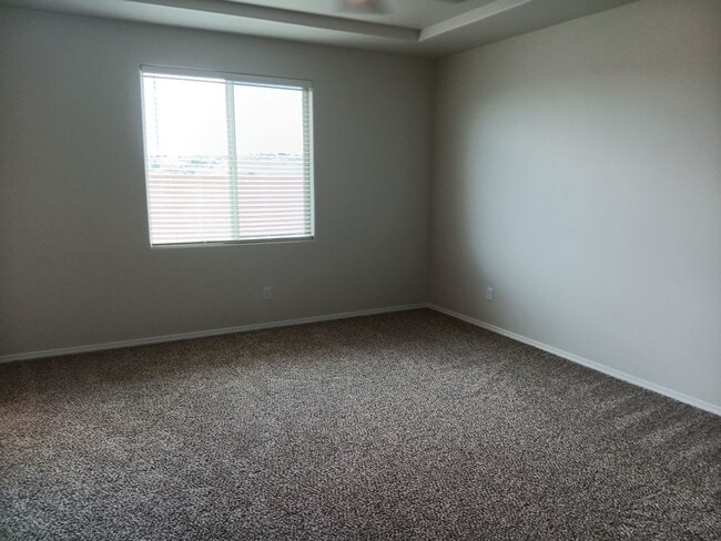 Building Photo - Beautiful 3 bedroom, 2 bathroom home in Ri...