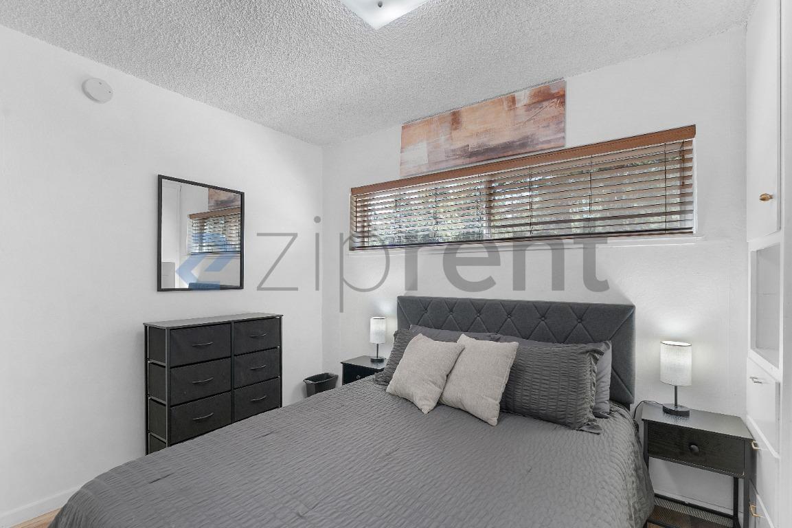 Building Photo - 1168 Herbert Ave