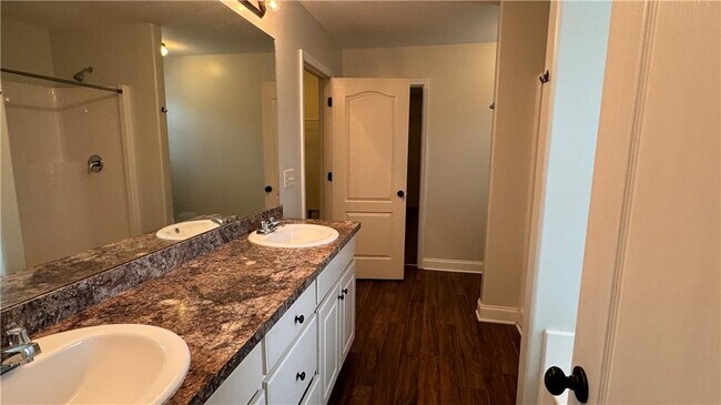 Building Photo - 1469 Dillard Heights Dr
