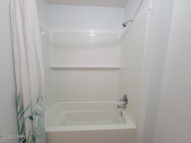 Building Photo - 316 Brady Way