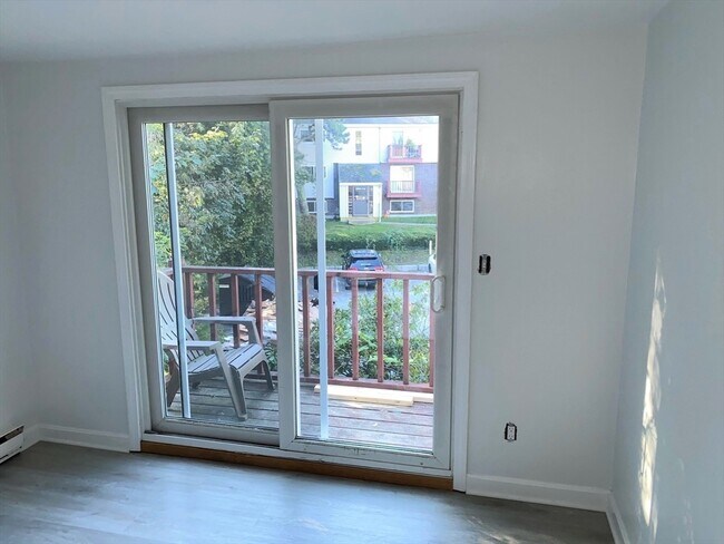 Building Photo - 1 Tideview Path