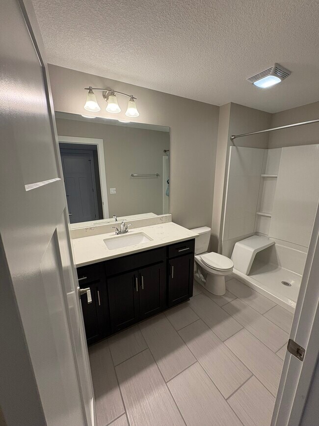 Building Photo - 16314 Springbrook Trl